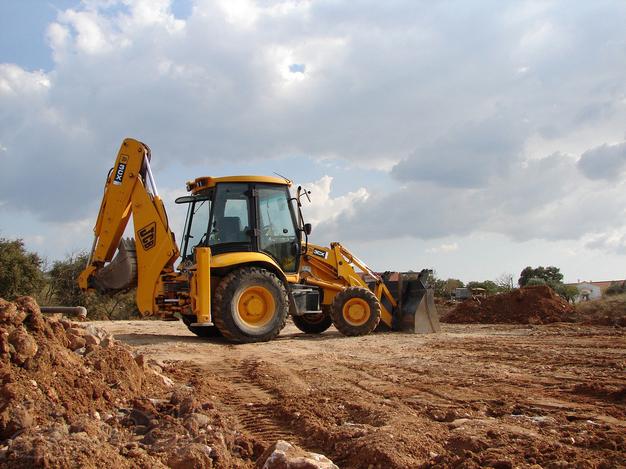 Экскаватор JCB в аренду
