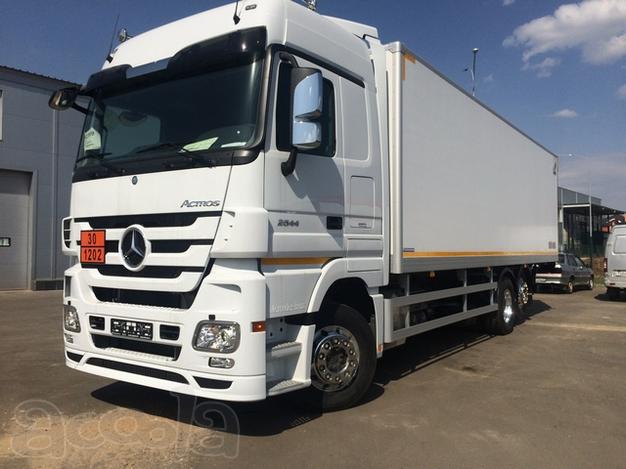 Грузовой автомобиль Mercedes-Benz Actros 2544 L с изотермическим фургоном и гидробортом