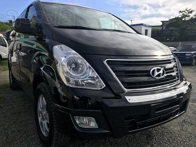 Hyundai H1 (Starex), 2016 года, АКПП, комплектация Special, климат-контроль, темно-синий, перламутр.