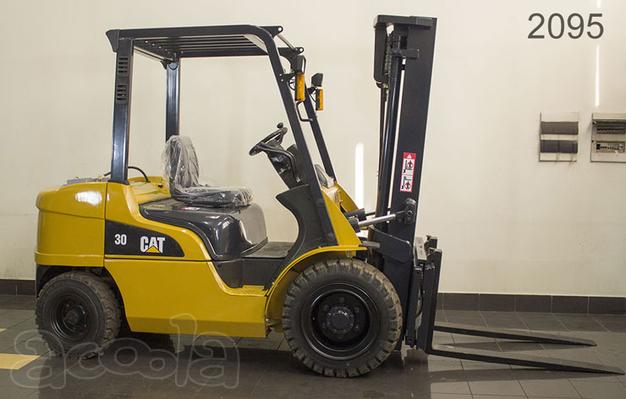 Продаётся 3 т. вилочный погрузчик  Caterpillar GP30NT   с пробегом