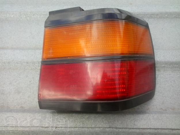 Фонарь задний правый для volkswagen passat (B3)