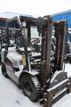 Вилочный погрузчик бензин Nissan UL02A25J