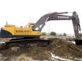 Экскаватор Volvo ЕС-240 2005г