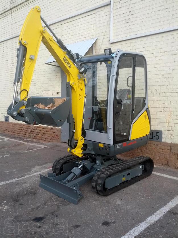Экскаватор гусеничный Wacker Neuson ЕТ18