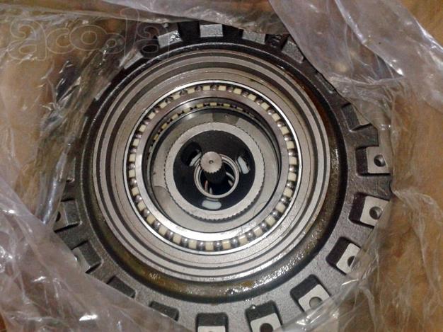 Редуктор хода Hitachi ZX330