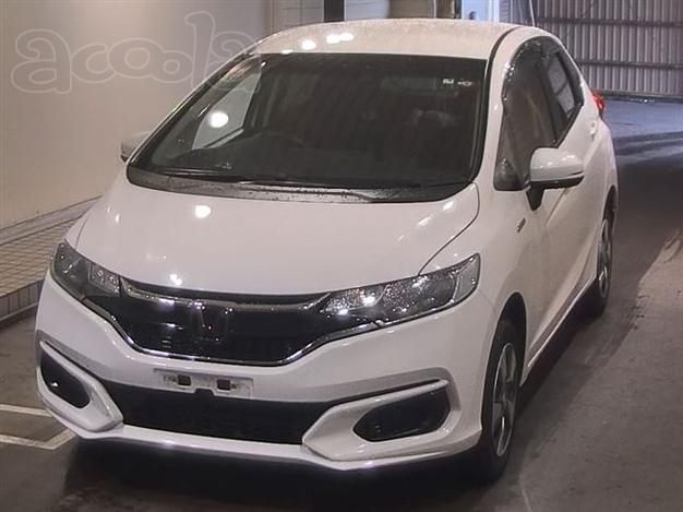 Хэтчбек гибрид Honda Fit Hybrid кузов GP6 модификация Hybrid F гв 2019 4wd