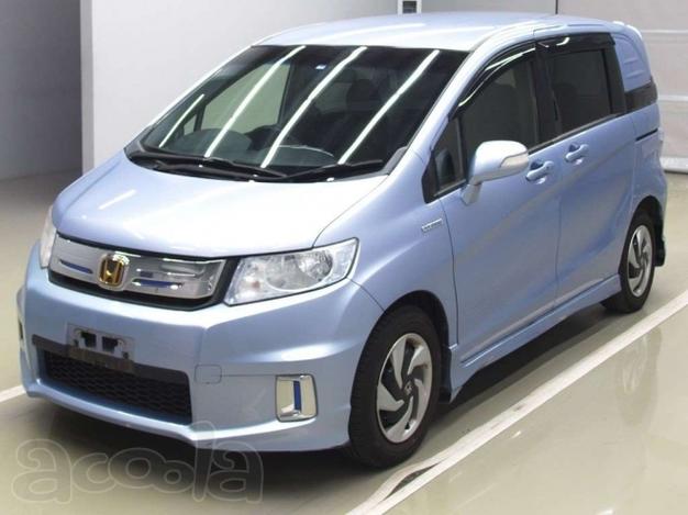 Минивэн гибрид класса компактвэн Honda Freed Spike Hybrid кузов GP3 модификация Just Selection гв 2015 пробег 80 т. км синий