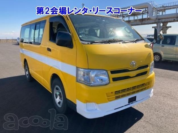 Грузопассажирский микроавтобус категория B Toyota Hiace Van кузов TRH200V модификация DX салон 3 - 9 мест грузопод 1.2 тн гв 2014 пробег 104 т. км жёлтый