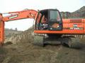 Свободен DOOSAN 225 Болотный гусеничный экскаватор