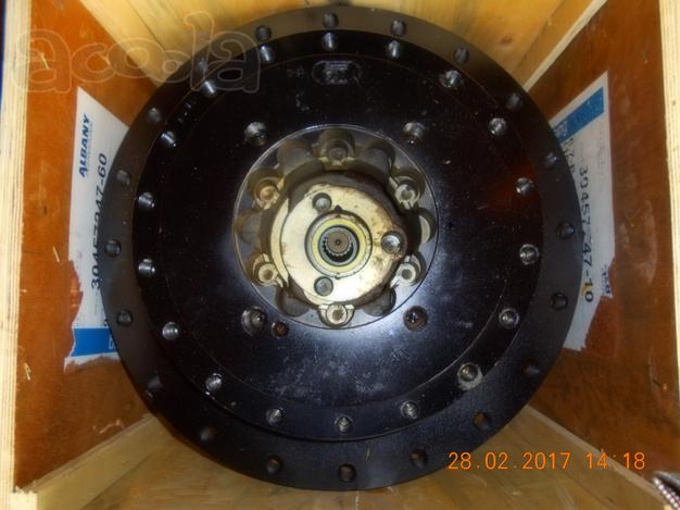 Бортовая передача Komatsu PC200-7