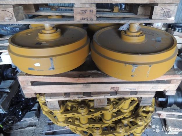 Колесо направляющее AT305808 John Deere 850J