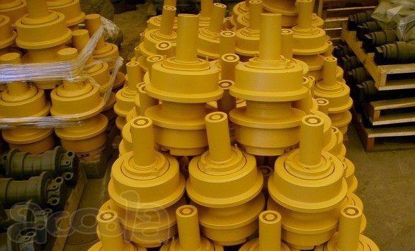 Каток поддерживающий Komatsu D61PX-12