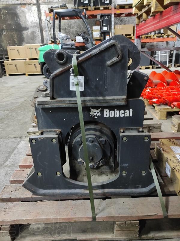 Трамбовщик Bobcat PCF34 7211623 с переходной плитой X-Change