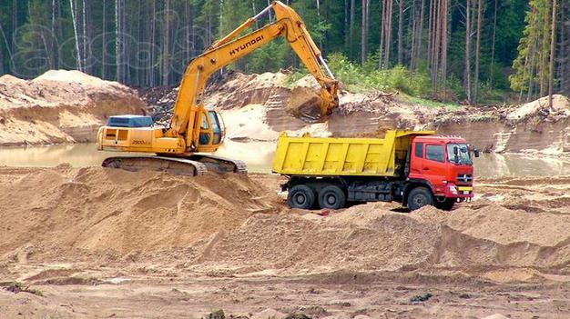 Требуются самосвалы на почасовую