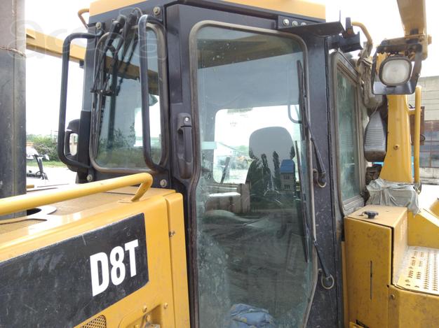 Продам гусеничный бульдозер CAT D8T