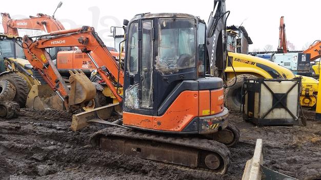 Мини-экскаватор Hitachi ZX27U