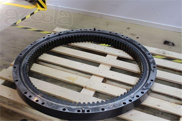 Поворотный круг JCB JS200/JS220 JRB0017