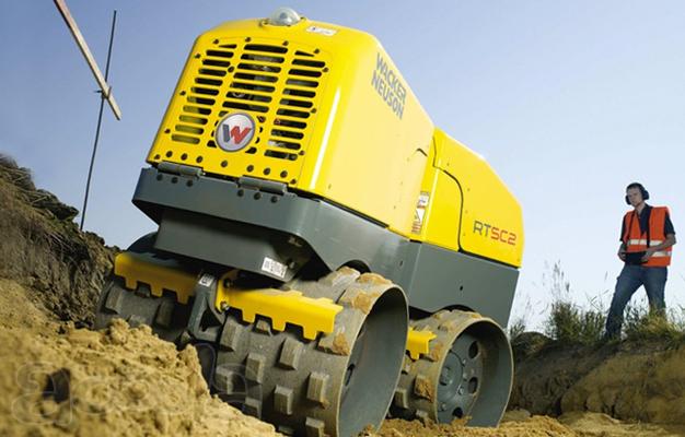 Аренда траншейного виброкатка Wacker RTLx-SC3