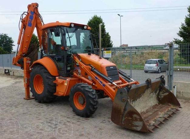 Аренда экскаватора погрузчика JCB в Подольске