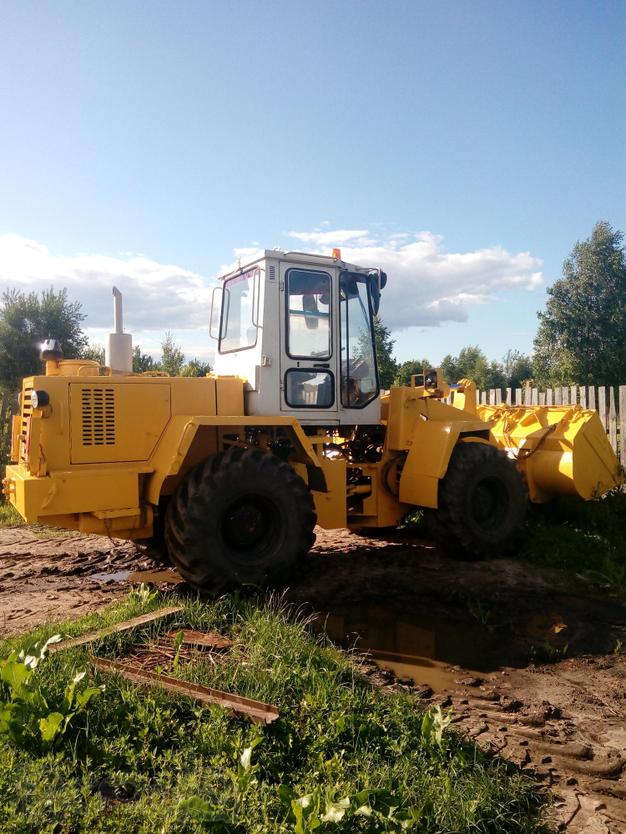 Сдам в аренду фронтальный погрузчик Амкодор то-18б3 с экипажем на длительный срок