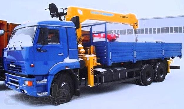 Сдается в аренду с водителем манипулятор Камаз кузов 13 т., 7-2,47 м.