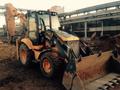 Экскаватор-погрузчик HYUNDAI 940
