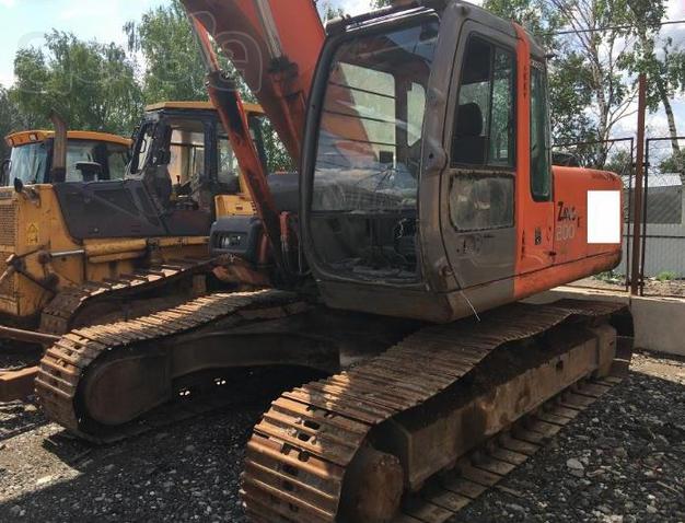 Экскаватор hitachi zx200lc в Москве
