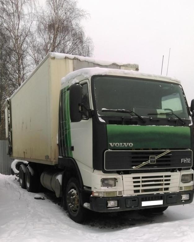 Грузовик VOLVO FH12-420