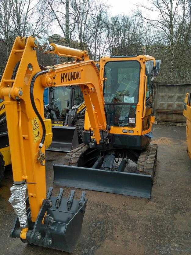 Продаю мини экскаватор Hyundai R35Z-9