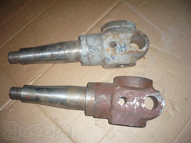 Ось левого и правого колеса ДЗ-143