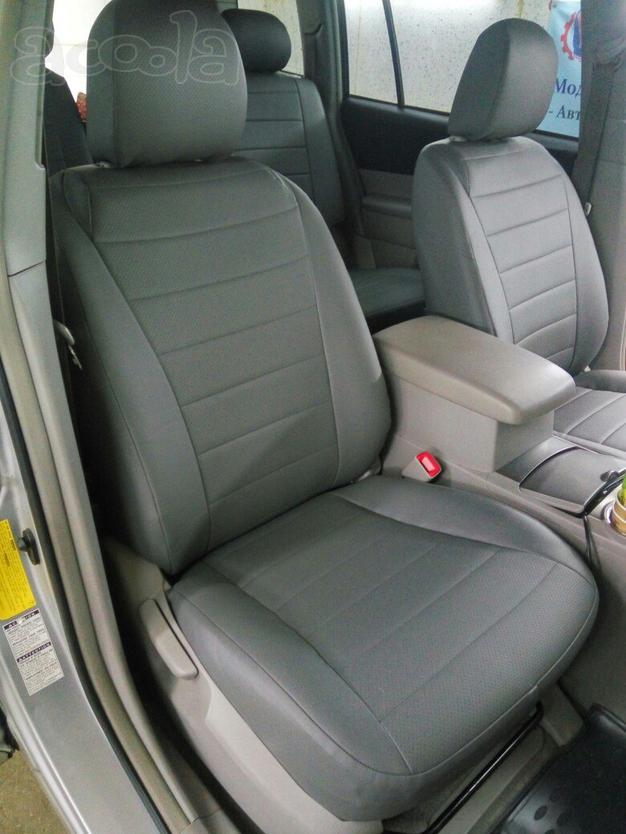 Модельные авточехлы из экокожи на Toyota Highlander 3 с 2014-н.в.
