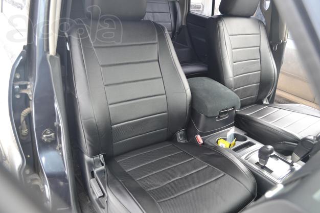 Модельные авточехлы из экокожи на Mitsubishi Pajero 3 с 2000-2006г