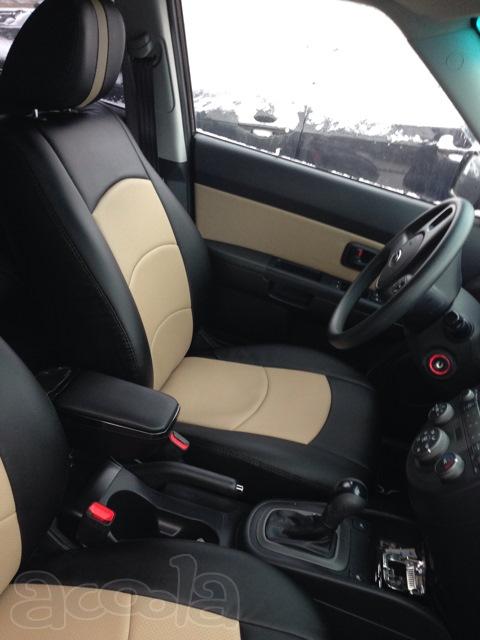 Модельные авточехлы из экокожи на Toyota Auris 1 с 2006-2012г.