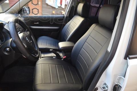 Модельные авточехлы из экокожи на Toyota Highlander 1 с 2001-2007г.