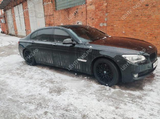 Автомобиль BMW 7 серия, 2013