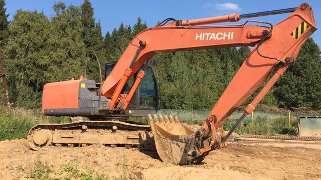 Аренда гусеничного экскаватора Hitachi ZX180LCN