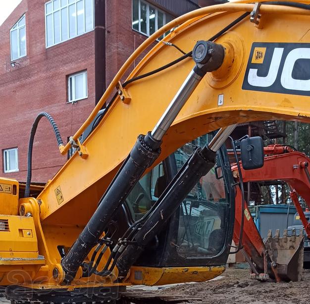Экскаватор JCB JS330 бу гусеницы, разборка ремонт