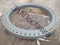 Поворотный круг hitachi ZX225