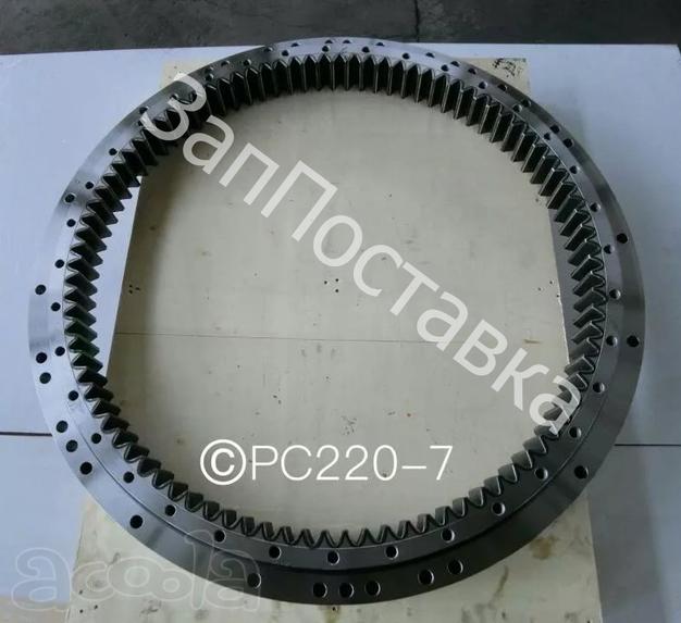 Поворотный круг komatsu PC220-7