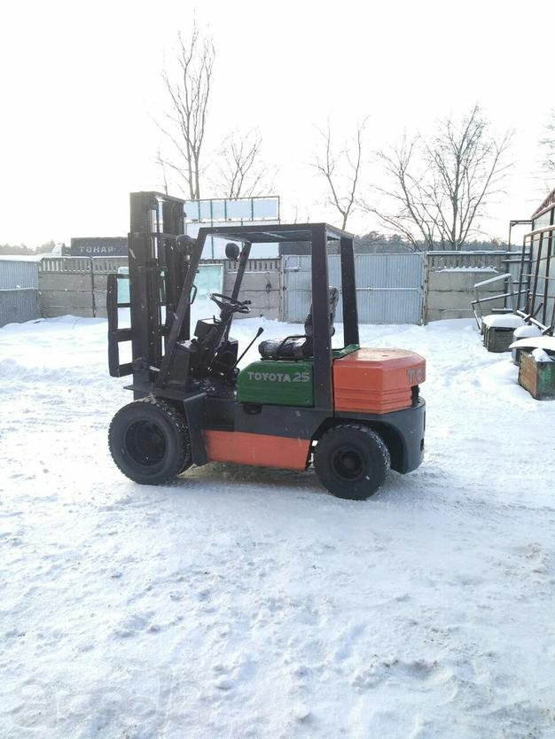 Toyota FD25 Продам погрузчик