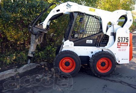 Аренда мини-погрузчика бобкэт, гусеничного bobcat