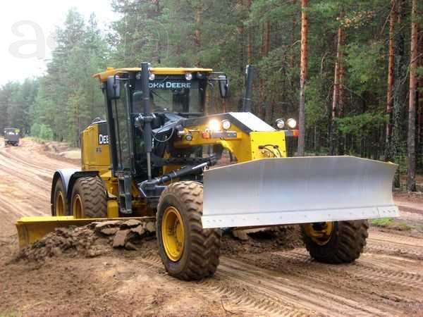 Сдам в аренду John Deere 672G - грейдер