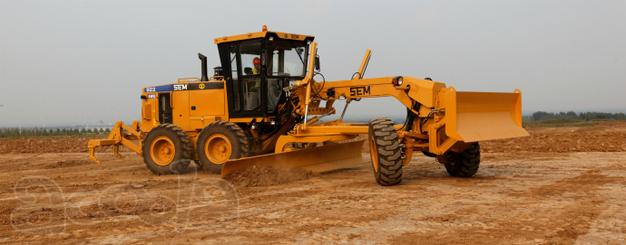 Сдам в аренду SEM 922 AWD - грейдер
