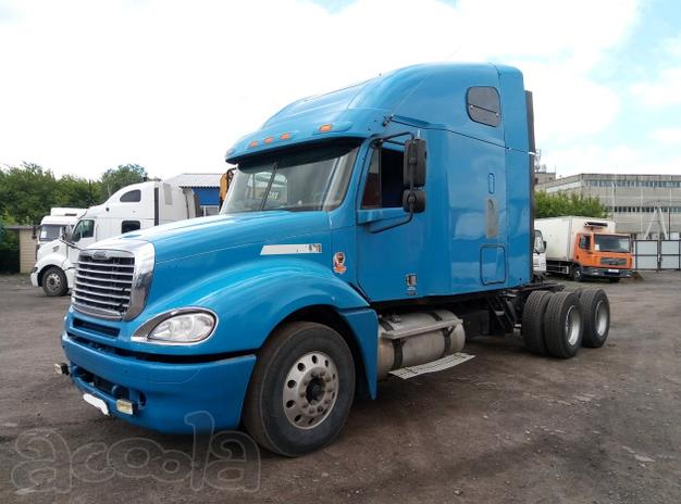 Седельный тягач Freightliner Columbia купить в Москве