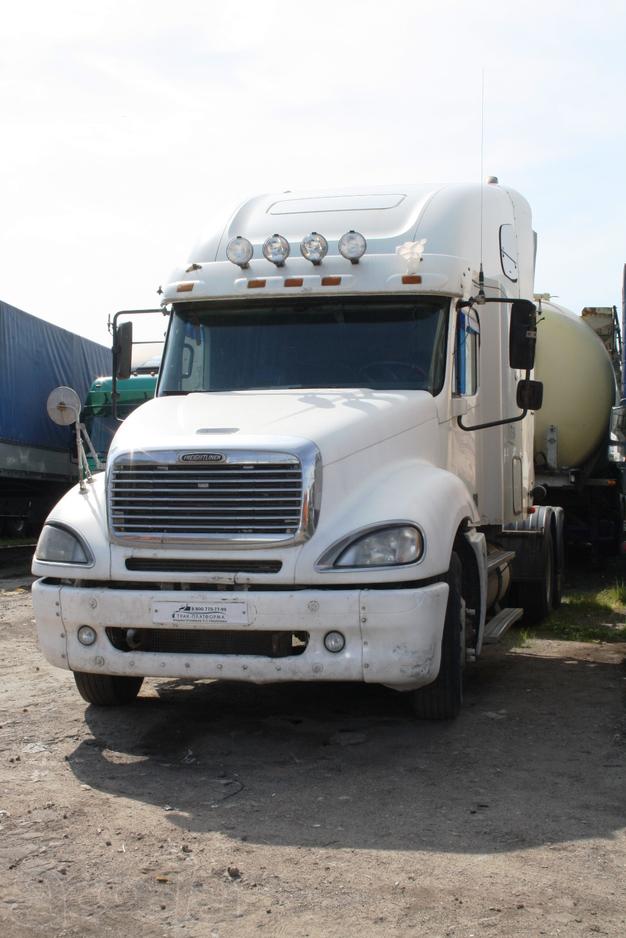 Седельный тягач Freightliner CL 120064ST