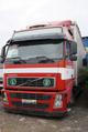 Грузовик тентованый  Volvo FH12.420