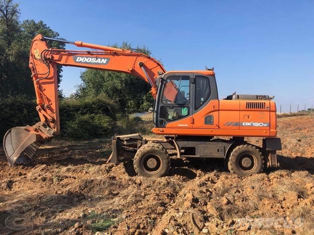 Аренда колёсного экскаватора DOOSAN DX190W