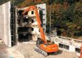 Экскаватор для СНОСА ЗДАНИЙ И СООРУЖЕНИЙ HITACHI 400 стрела 21м