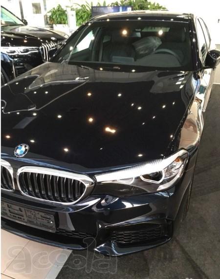 Аренда BMW 520i G30 2019 года Москва