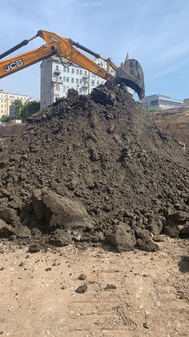 Нужны самосвалы на самовывоз грунта СК Олимпийский